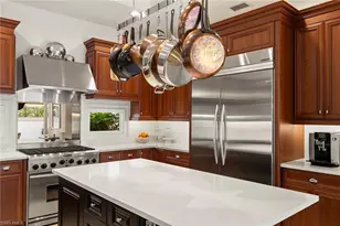 2892 Tiburon Blvd E, Naples, FL 34109 - Photo 10