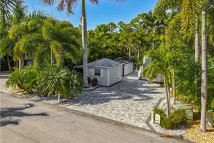 10067 Ramblewood Ct, Fort Myers, FL 33905 - Photo 4