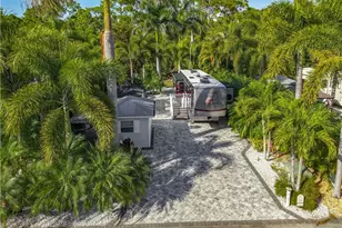 10067 Ramblewood Ct, Fort Myers, FL 33905 - Photo 6