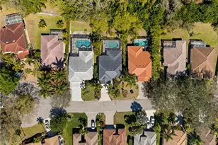 8841 Springwood Ct, Bonita Springs, FL 34135 - Photo 42