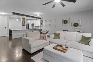 17565 Cherry Ridge Ln, Fort Myers, FL 33967 - Photo 4