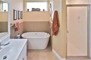 3860 Sawgrass Way, Naples, FL 34112 - Photo 32