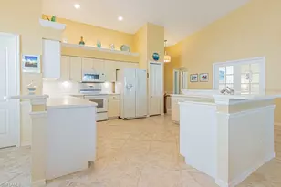 2256 Heritage Greens Dr, Naples, FL 34119 - Photo 6