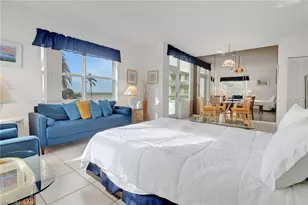 220 Seaview Ct, Marco Island, FL 34145 - Photo 16