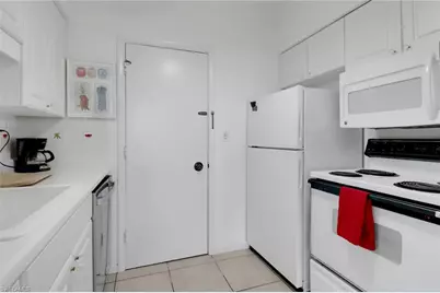 220 Seaview Ct #316, Marco Island, FL 34145 - Photo 6