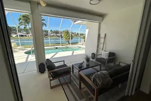 430 Crossfield Cir, Naples, FL 34104 - Photo 18