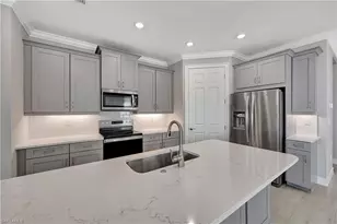437 Tamarindo Ln, Naples, FL 34114 - Photo 8