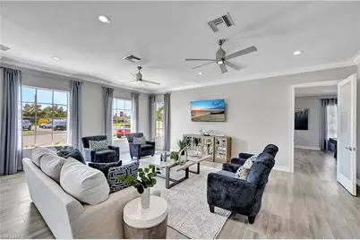 437 Tamarindo Ln, Naples, FL 34114 - Photo 32