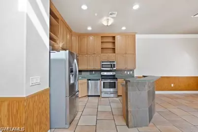 819 James St, Fort Myers, FL 33916 - Photo 6