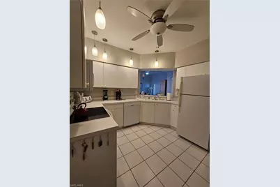 529 Windsor Sq #101, Naples, FL 34104 - Photo 8