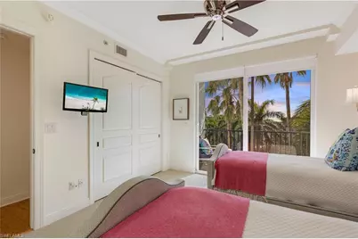 700 La Peninsula Blvd #404, Naples, FL 34113 - Photo 24