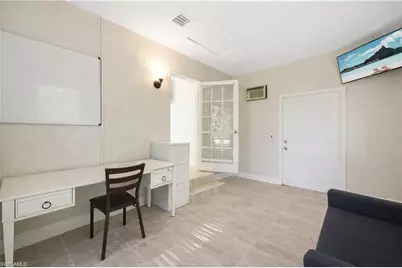 3461 Lakeview Dr, Naples, FL 34112 - Photo 28