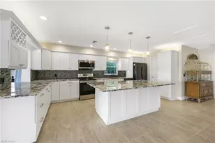 3461 Lakeview Dr, Naples, FL 34112 - Photo 14