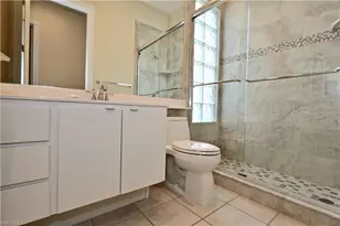 5495 Freeport Ln, Naples, FL 34119 - Photo 16