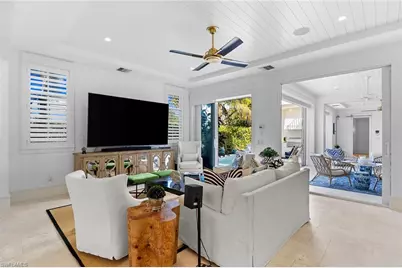 901 10th Ave S, Naples, FL 34102 - Photo 14