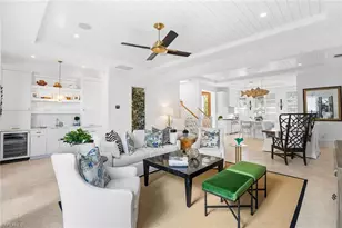 901 10th Ave S, Naples, FL 34102 - Photo 10