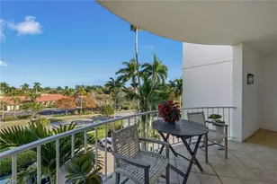 400 Park Shore Dr, Naples, FL 34103 - Photo 36