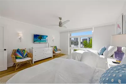 400 Park Shore Dr #400, Naples, FL 34103 - Photo 32