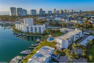 400 Park Shore Dr #400, Naples, FL 34103 - Photo 46