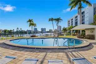 400 Park Shore Dr, Naples, FL 34103 - Photo 42