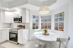 2806 Aintree Ln, Naples, FL 34112 - Photo 10