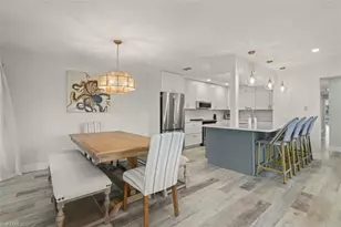 585 E Gulf Dr, Sanibel, FL 33957 - Photo 18