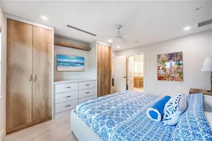 1021 3rd St S, Naples, FL 34102 - Photo 12