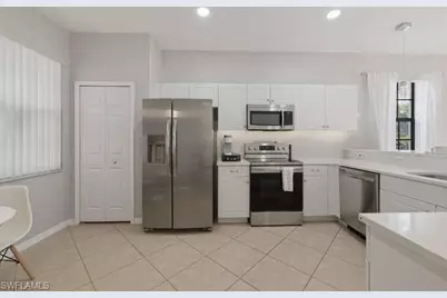 7368 Bristol Cir, Naples, FL 34120 - Photo 8