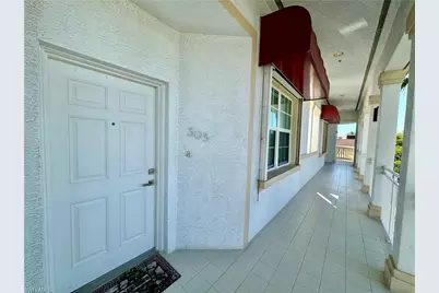 365 5th Ave S #303, Naples, FL 34102 - Photo 44