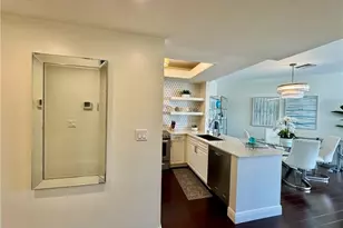 365 5th Ave S, Naples, FL 34102 - Photo 16