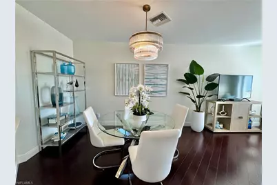 365 5th Ave S #303, Naples, FL 34102 - Photo 4