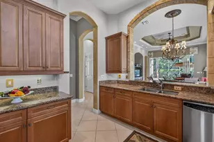 5757 Mango Cir, Naples, FL 34110 - Photo 6