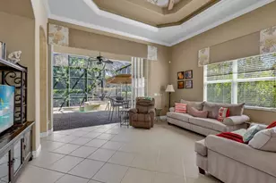 5757 Mango Cir, Naples, FL 34110 - Photo 2