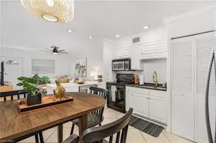 1011 11th St N, Naples, FL 34102 - Photo 6