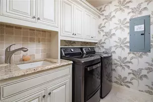 410 Flagship, Naples, FL 34108 - Photo 22