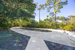 6574 Trail Blvd, Naples, FL 34108 - Photo 30