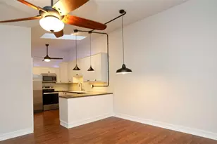 1046 Oak Forest Dr, Naples, FL 34104 - Photo 20