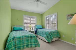 4610 St Croix Ln, Naples, FL 34109 - Photo 18