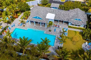 2561 Seychelles Dr, Naples, FL 34112 - Photo 30