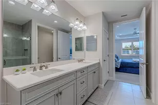 2561 Seychelles Dr, Naples, FL 34112 - Photo 20