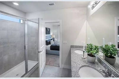 609 Oasis Lake Pl, Lehigh Acres, FL 33936 - Photo 10