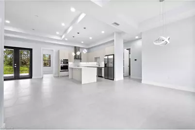 4234 27th Ave NE, Naples, FL 34120 - Photo 6