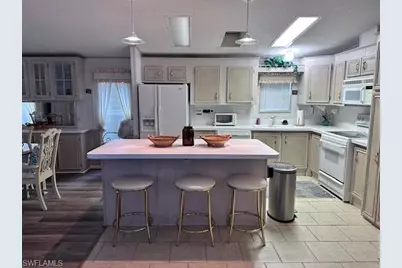 1025 Silver Lakes Blvd, Naples, FL 34114 - Photo 4