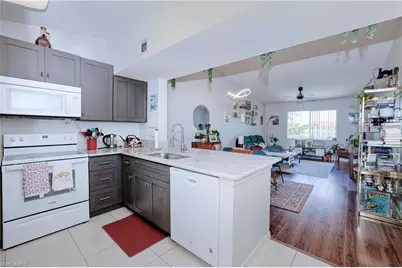 8294 Key Royal Cir #1633, Naples, FL 34119 - Photo 10