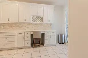 1728 Morning Sun Ln, Naples, FL 34119 - Photo 2