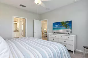 9394 Pocida Ct, Naples, FL 34119 - Photo 14