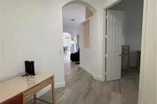 400 Harvard Ct, Naples, FL 34104 - Photo 10