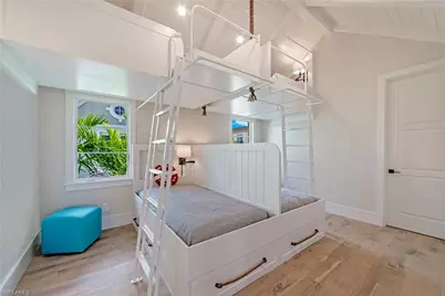 434 3rd Ave S, Naples, FL 34102 - Photo 12