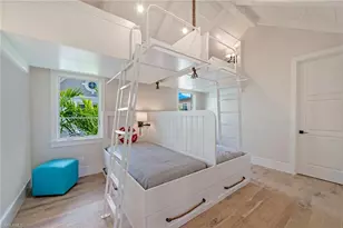 434 3rd Ave S, Naples, FL 34102 - Photo 12