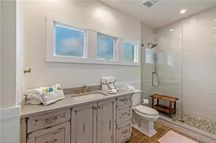 434 3rd Ave S, Naples, FL 34102 - Photo 8